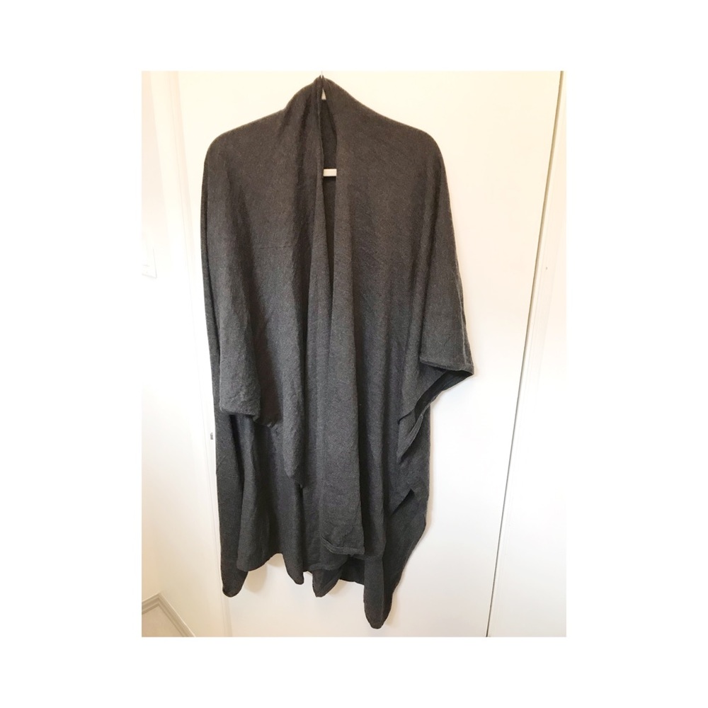 100% Merino wool wrap sweater by Belford